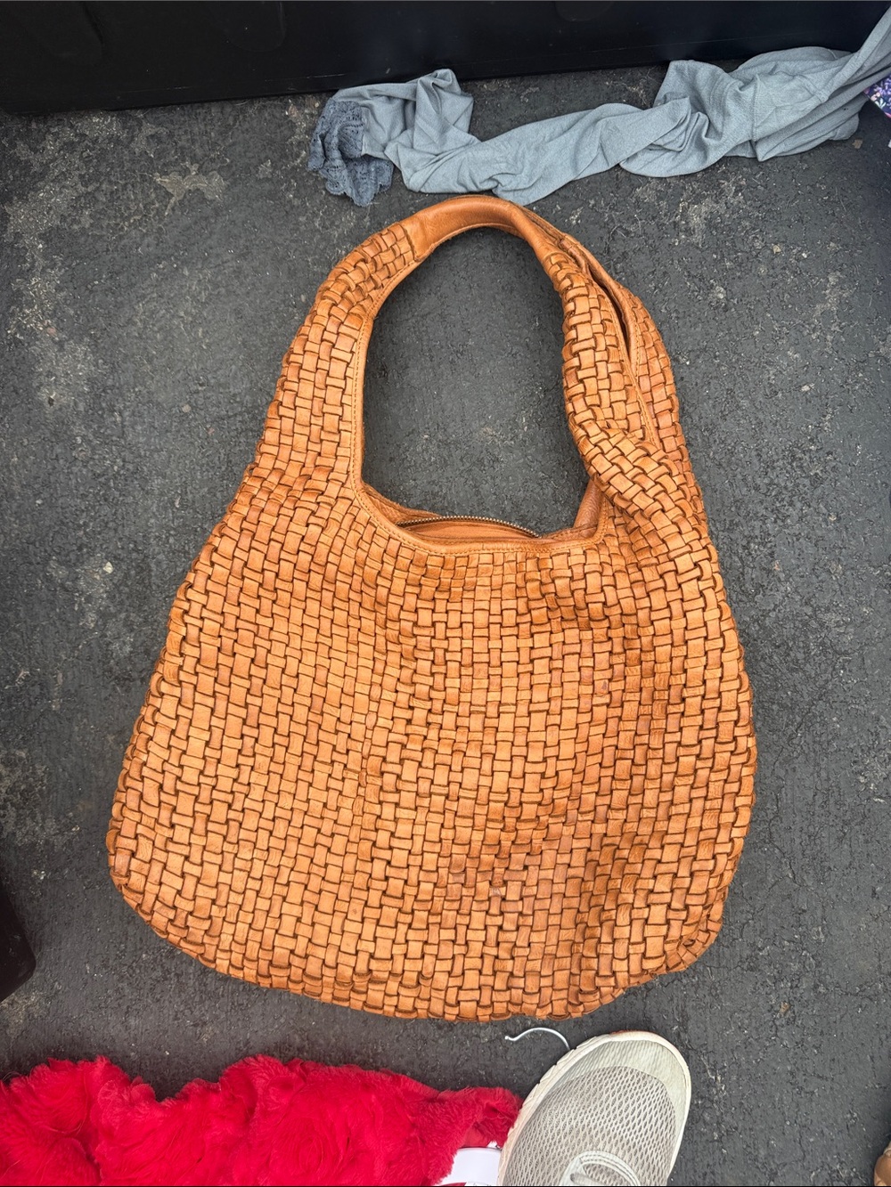 Woven Leather Hobo Bag - Tan